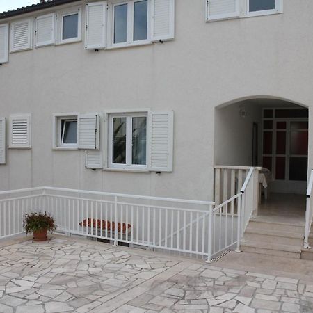 Apartments Tily Trogir Exterior foto